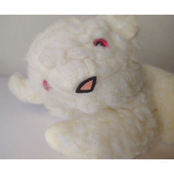 Vintage Beani Hop Per White Lamb Plush Stuffed Animal, Pink Eyes, w/Tag Toy - Picture 2 of 9